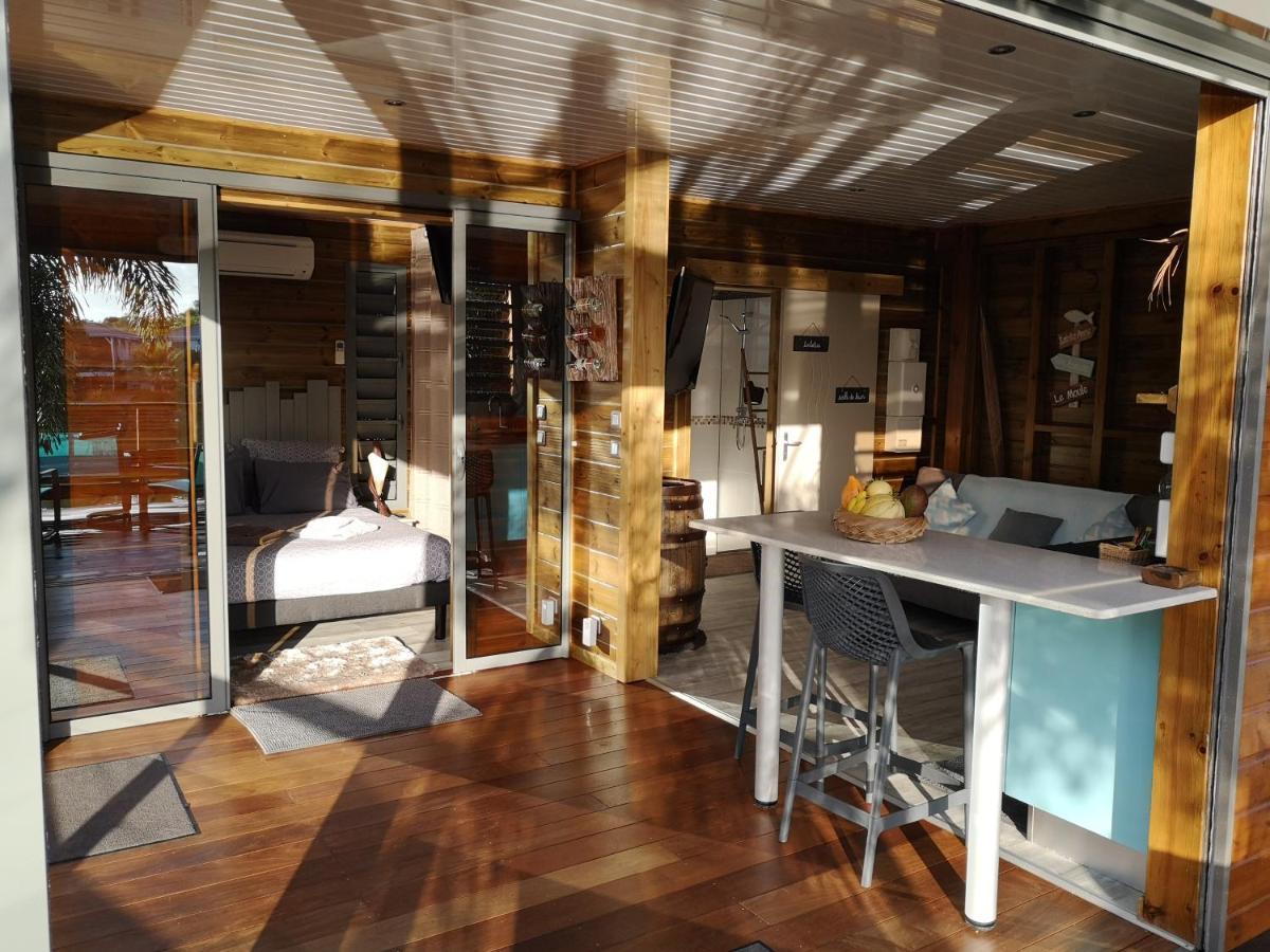 Bunga-Lodge Douville ภายนอก รูปภาพ