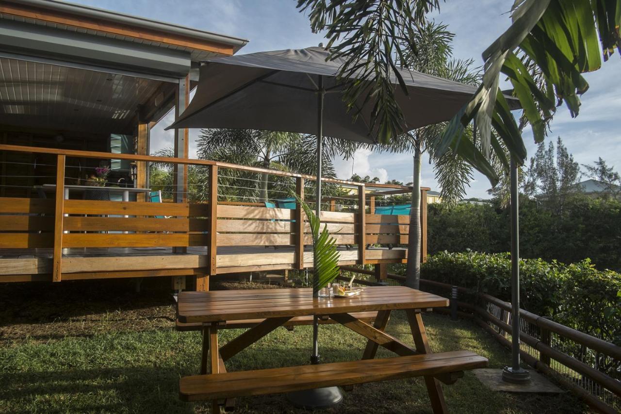 Bunga-Lodge Douville ภายนอก รูปภาพ