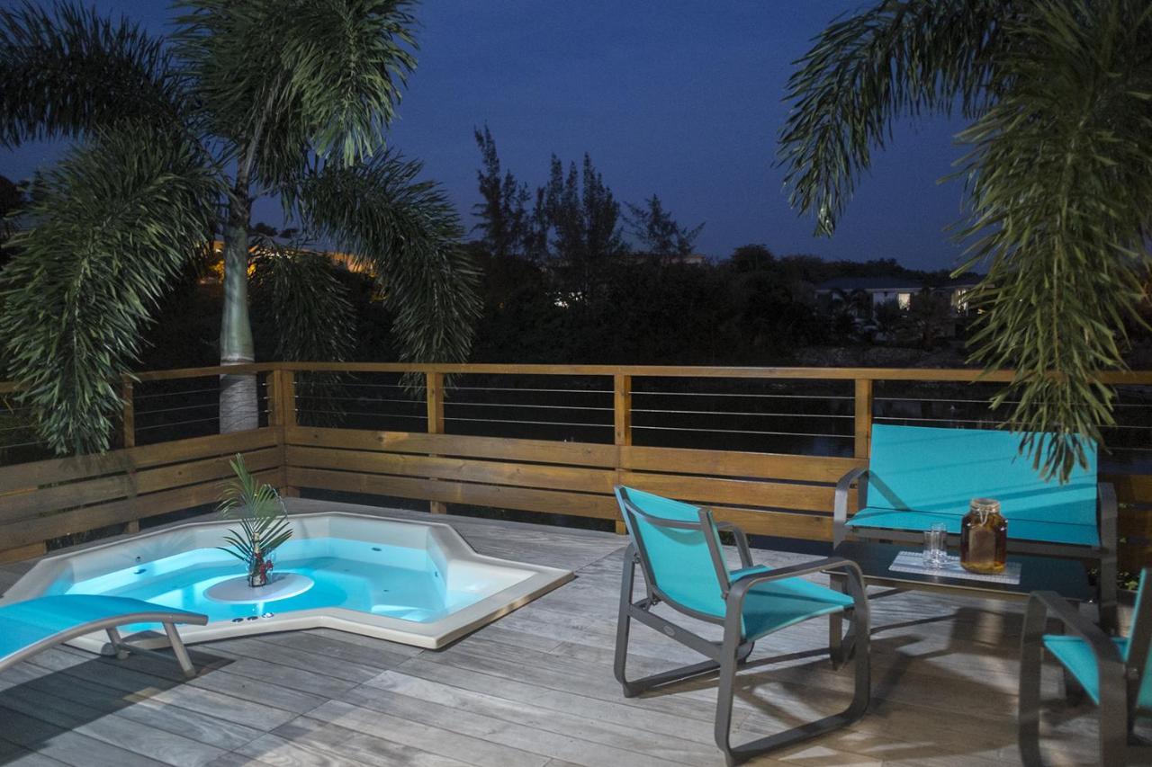 Bunga-Lodge Douville ภายนอก รูปภาพ